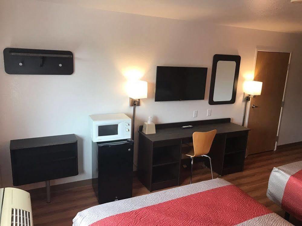 Motel 6-Barkeyville, Pa Ngoại thất bức ảnh